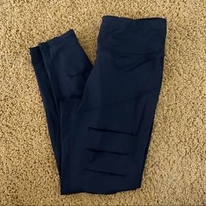Betsy Johnson workout leggings w/ slits
